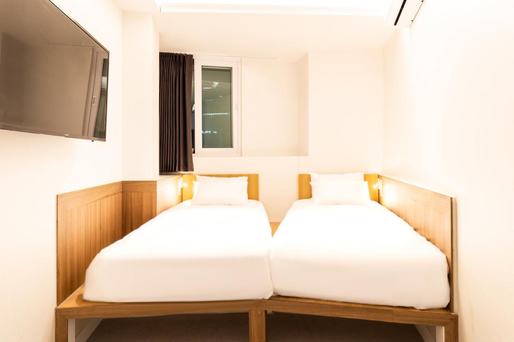 U Stay Myeongdong Seoul Exterior photo